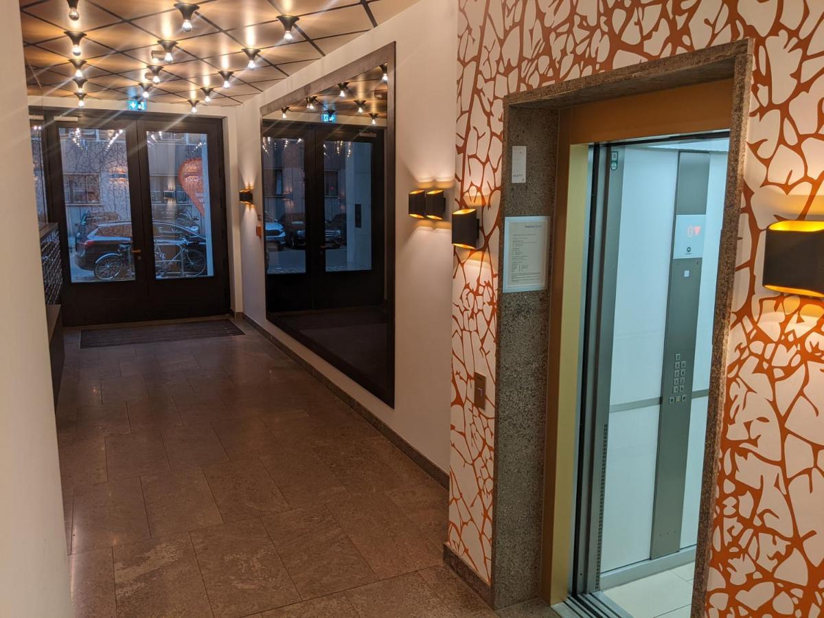 Either Private 2B2B Or Shared 1B1B, Luxury, Bright, Spacious Berlin Exterior photo